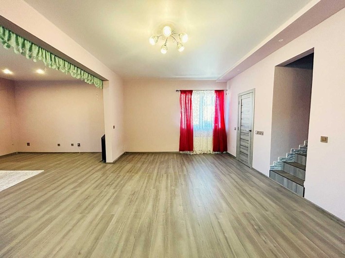 Будинок з ремонтом Білогородка 160 м2 6 соток - фото 1