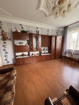 Продаж будинку  Держпрограми  Святопетрівське, від  Києва 6 км,  134 м кв, з ремонтом, меблями і діл - фото 1