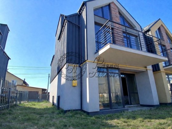 Продаж таунхаусу в КМ "Петрівське містечко”, с. Святопетрівське Святопетровское