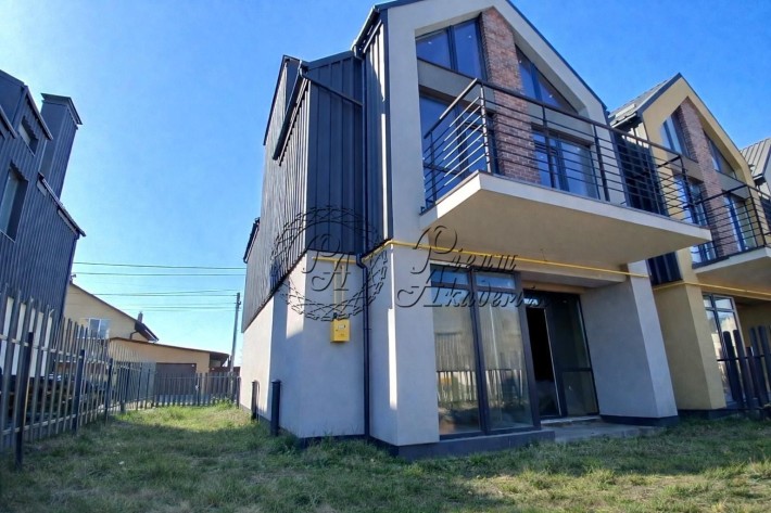 Продаж таунхаусу в КМ "Петрівське містечко”, с. Святопетрівське - фото 1