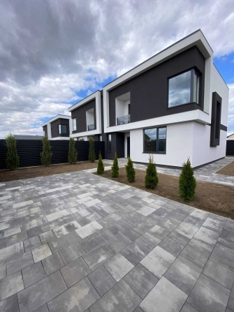 Продам Акційний дуплекс в Гнатівці, 150м2 ділянка 2.5 сотки, затишна локація - фото 1