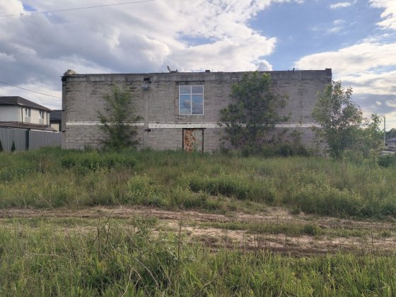 Продам недобудований об'єкт клубний дім на 12 сотках в Крюківщині Оришки