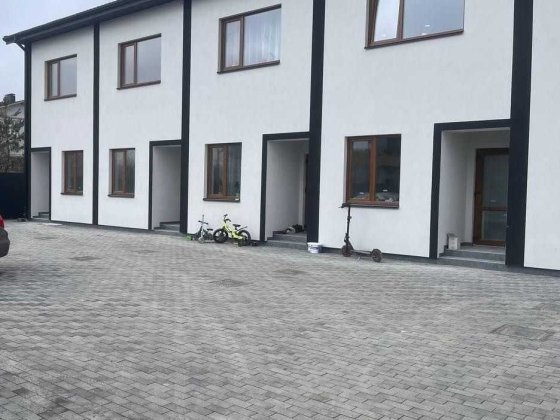 Продам таунхаус з ремонтом у Святопетрівському без комісії Святопетровское