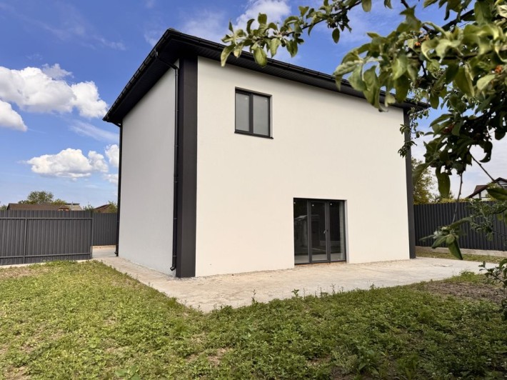 Продаж затишного будинку 120 м² на ділянці 5 соток в Гатному - фото 1