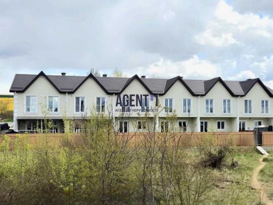 Продаж таунхаусів в с. Святопетрівске. Газ. Гарна локація. Святопетровское