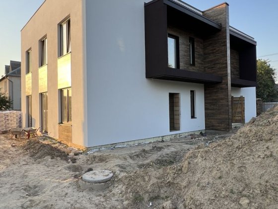 Дуплекс 135м2/ ГАЗ/ 3 сотки/ РОЗТЕРМІНУВАННЯ/ 8 хв від Києва/ Без комісії Святопетрівське