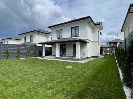 Продаж сучасного будинку в котеджному містечку «Благовісний». Без комісії для покупця Гатное