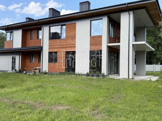 Продажа нового современного 383м в коттеджном городке на 4 дома Козин Конча Заспа без комиссии Козин