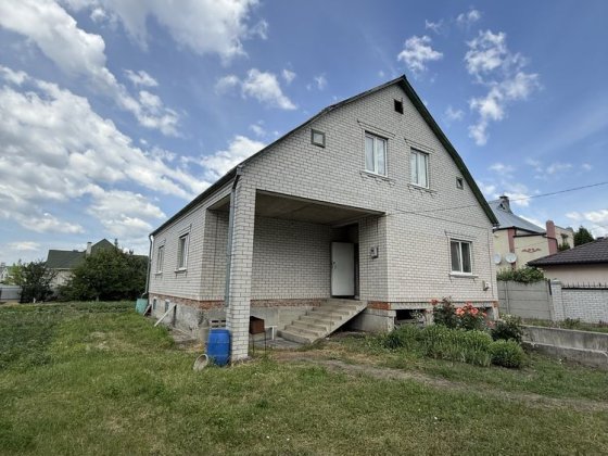 Продаж будинку / 15 соток ділянка / 1,5 км до метро ТЕРЕМКИ мегазручна локація!! / межа Київ - Гатне Гатне