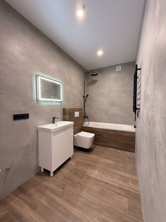 Таунхаус з ремонтом! Продаж!57 м2,ГАЗ,простора ділянка! - фото 1
