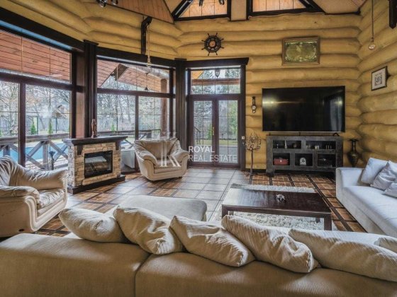Продаж будинку Козин Конча-Заспа вул. Старокиївська 288 м² 7 кімнат Басейн Канадський зруб Вихід до  Козин