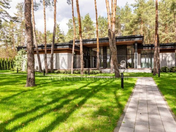Продаж будинку в Козині, Новий, 1 поверх / сосни на 20 сотках території Козин
