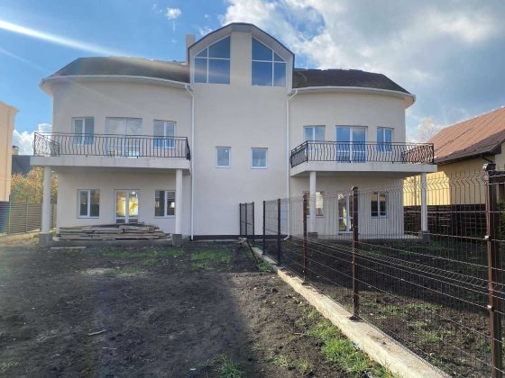 Дом в Козине (Конча-Заспа) 225 м2 под отделку + 6 соток земли  (хозяин Козин