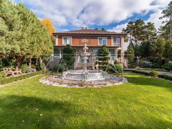 ПРОДАЖ БУДИНК З АВТОРСЬКИМ РЕМОНТОМ/Козин/ Green Wood Club / 470 м2/ 5 спалень/ УКРИТТЯ Козин