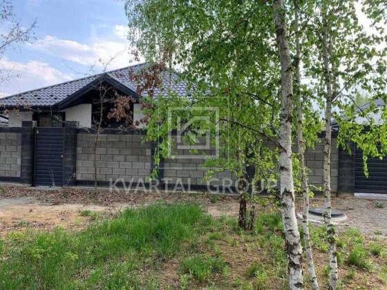 Продаж одноповерхового будинку у котеджному містечку Ворзель