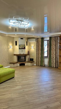 Будинок з ремонтом у Ворзелі, 10 соток, газ, гараж, підвал, камін - фото 1