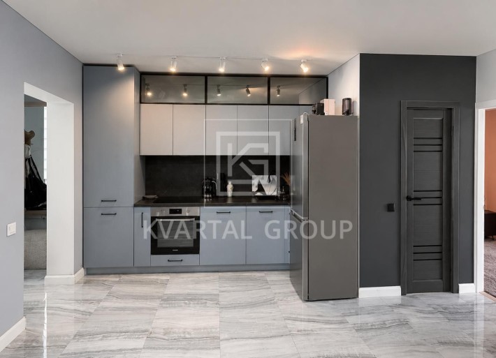 Продаж Кутового таунхаусу 75 м² з дизайнерським ремонтом та газом - фото 1