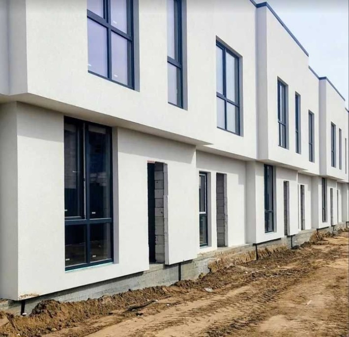Продаж нових таунхаусів 47–53 м² у Білогородці  1–2 сотки - фото 1