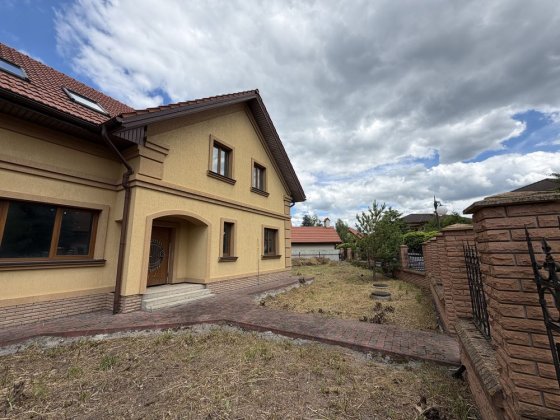 Найкраща пропозиція будинок 200м2 в КМ Золоче Zoloche с. Вишеньки Вишенки