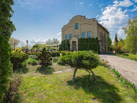 Пропонується до продажу просторий, затишний 3-поверховий будинок загальною площею с. Вишеньки, Борис Вишенки