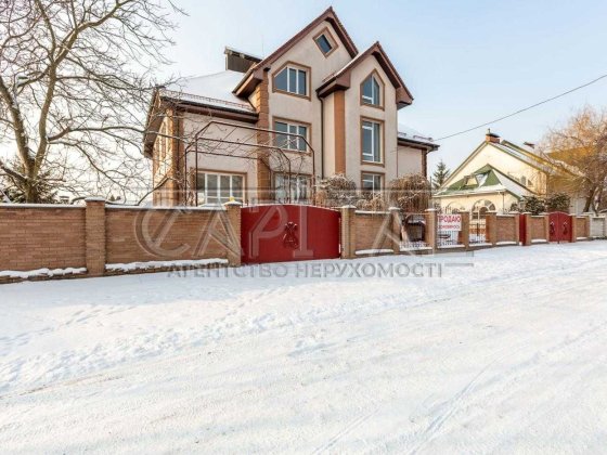 Продаж будинку в КМ Золоче, Zoloche, Вишеньки, 17 соток, 500$ - м2 Вишеньки