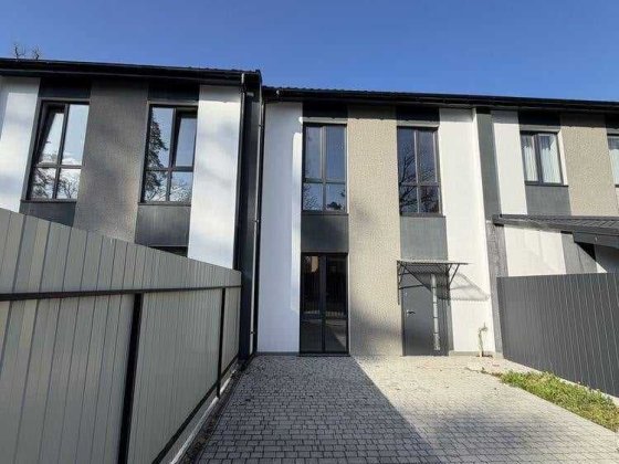 Таунхаус у Ворзелі, 112м2, ділянка 2 соток, ГАЗ, побудований з цегли, ТОП Локація Ворзель