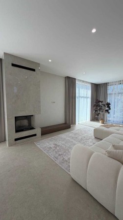 Будинок 205 м² з басейном та повною автономністю Нова Ходосівка - фото 1