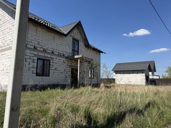 Дім з гаражем 180 кв 5 кімнат 6 соток Гнідин Гнедин Гнедин