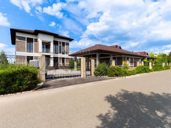 ТЕРМІНОВО / Продаж будинку 503м2 / КМ ''Золоче'' / 24 сотки / ПІДВАЛ / + Дизайн проект Вишенки