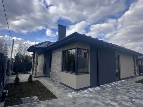 Продам будинок у Ворзелі на межі з Бучею