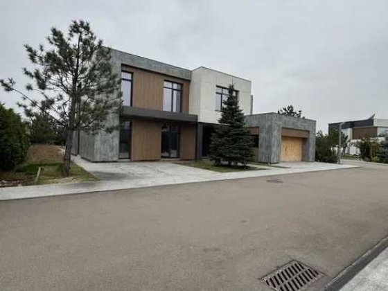 Продаж ПРЕМІУМ котеджу Золоче De Luxe, перша лінія р. Дніпро 12 соток Вишеньки