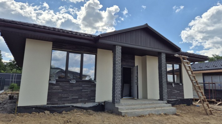 Якісний будинок в новому КМ, газ, закрита територія - фото 1