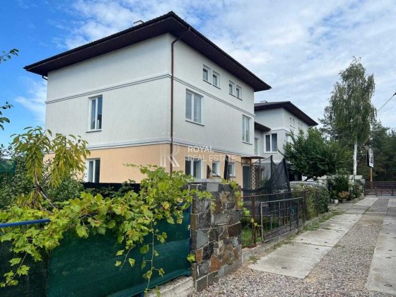 Продаж будинку 212 м² с. Гнідин, вул. Нова, з частковим ремонтом, поруч школа/ ліс /озеро Гнедин