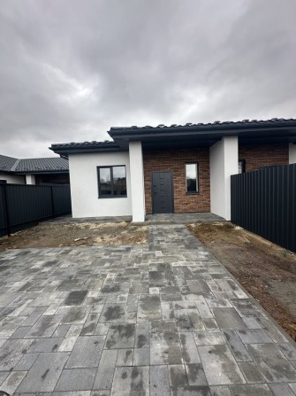 Продам дуплекс  Ворзель з великою ділянкою - фото 1