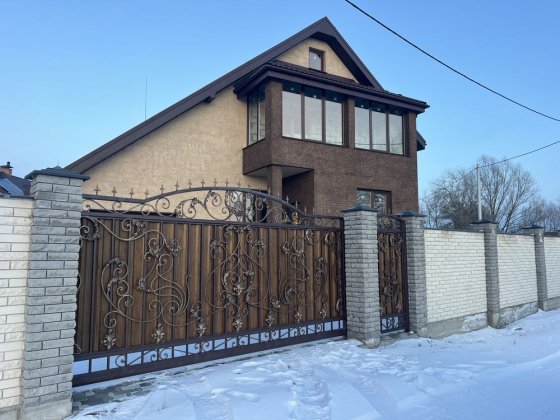 Котедж з гаражем 4 спальні 10 соток Гнідин Гнедин Гнедин