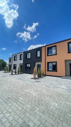 Продаж таунхаус в закритому котеджному містечку - фото 1
