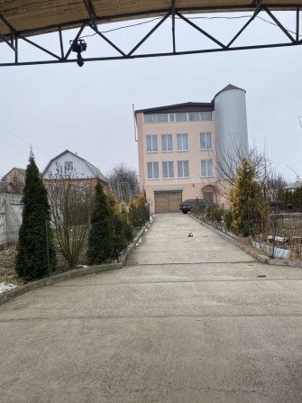Продаж просторого будинку 535 м² | Ходосівка | вул. Поштова, 11 | 17 соток - фото 1