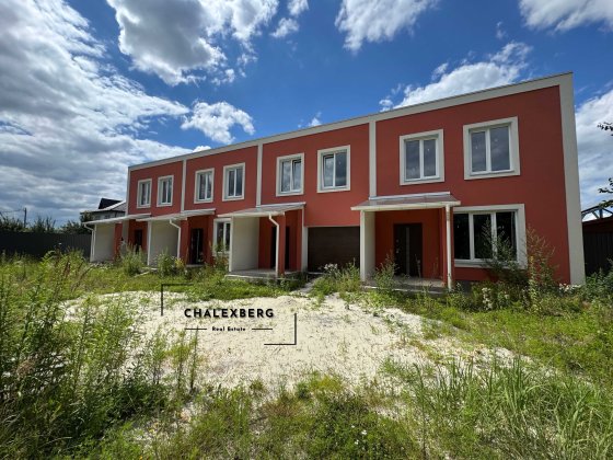 Продам Таунхаус Гнедин 141м2 , участок 3.6 соток, паркоместо, без комиссии Гнедин