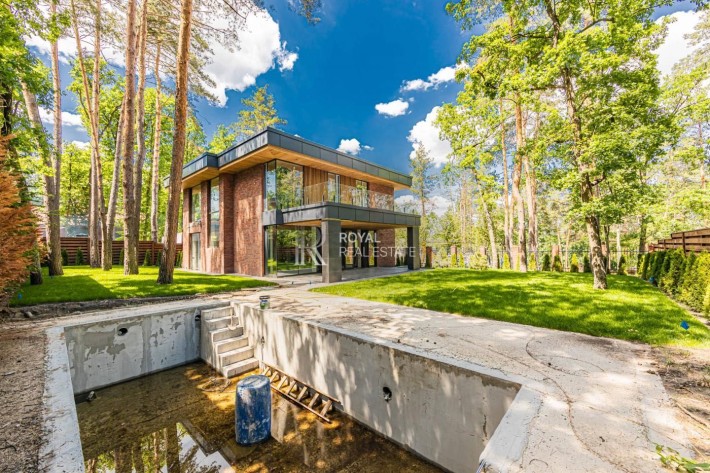 Продаж Будинок Дім 6к 270м2 вул. Ягідна КМ «Нова Ходосівка» Лісники Романків Басейн Підвал Укриття Н - фото 1