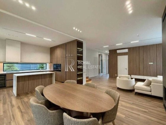 Продаж будинку КМ Нова Ходосівка, 222 м2 - 12,5 соток Без % з Ремонтом Ходосівка