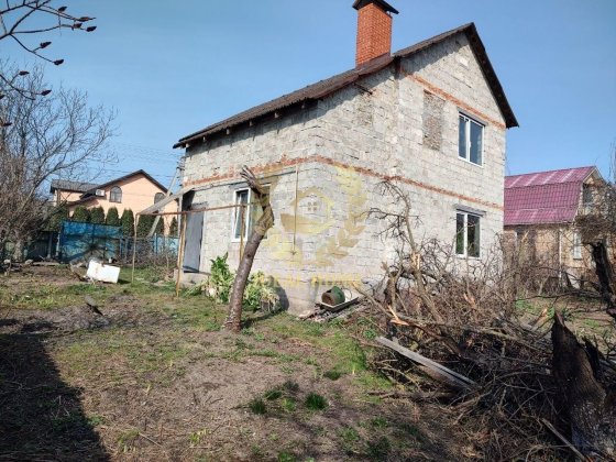 Продам будинок в Гореничах