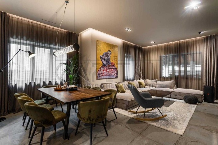 Продаж будинок з ремонтом 274 м² / 11 соток / КМ Підкова, Гнідин / Басейн / Газ / Генератор / Борисп - фото 1