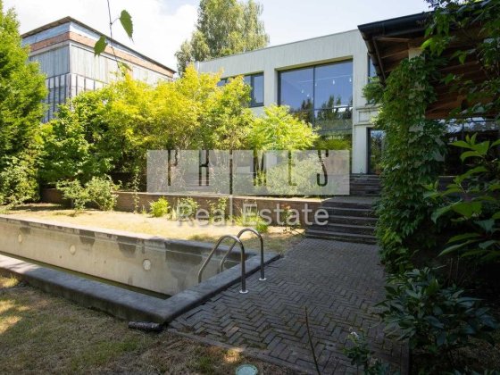 Продаж будинку 300 м² з басейном, Лісники, Новообухівський напрямок Лісники