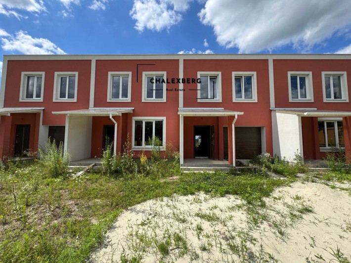 Продажа таунхауса 141м2 село Гнедин , 2 этажа, участок 2.5 сотки - фото 1