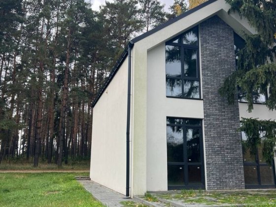 Гнідин Озеряни. Будинок площею 130 м в сосновому лісі Гнедин