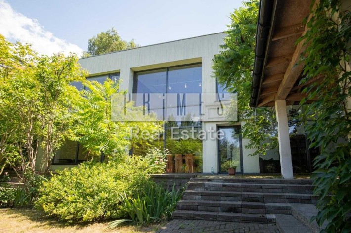 Продаж сучасного будинку Лісники - фото 1