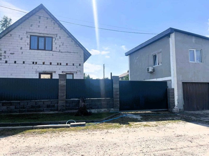 Торг! Терміново! Будинок на завершальній стадії ремонту - фото 1