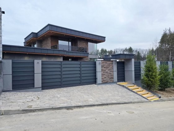 Будинок 280 м2 басейн сауна гараж  2 авто с. Ходосівка поруч Лісники Ходосівка
