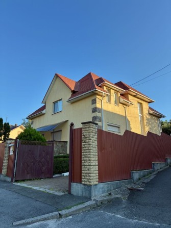 Продам будинок Центр Голосіїво метро Голосіївська Деміївська вул.Добрий шлях путь - фото 1
