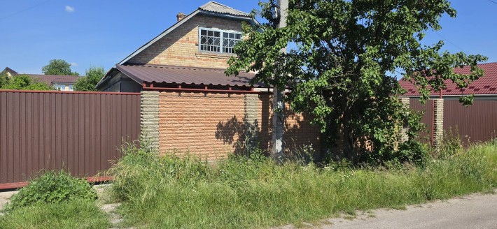 Будинок за 8 км від Києва -  безпечне місце поруч - фото 1